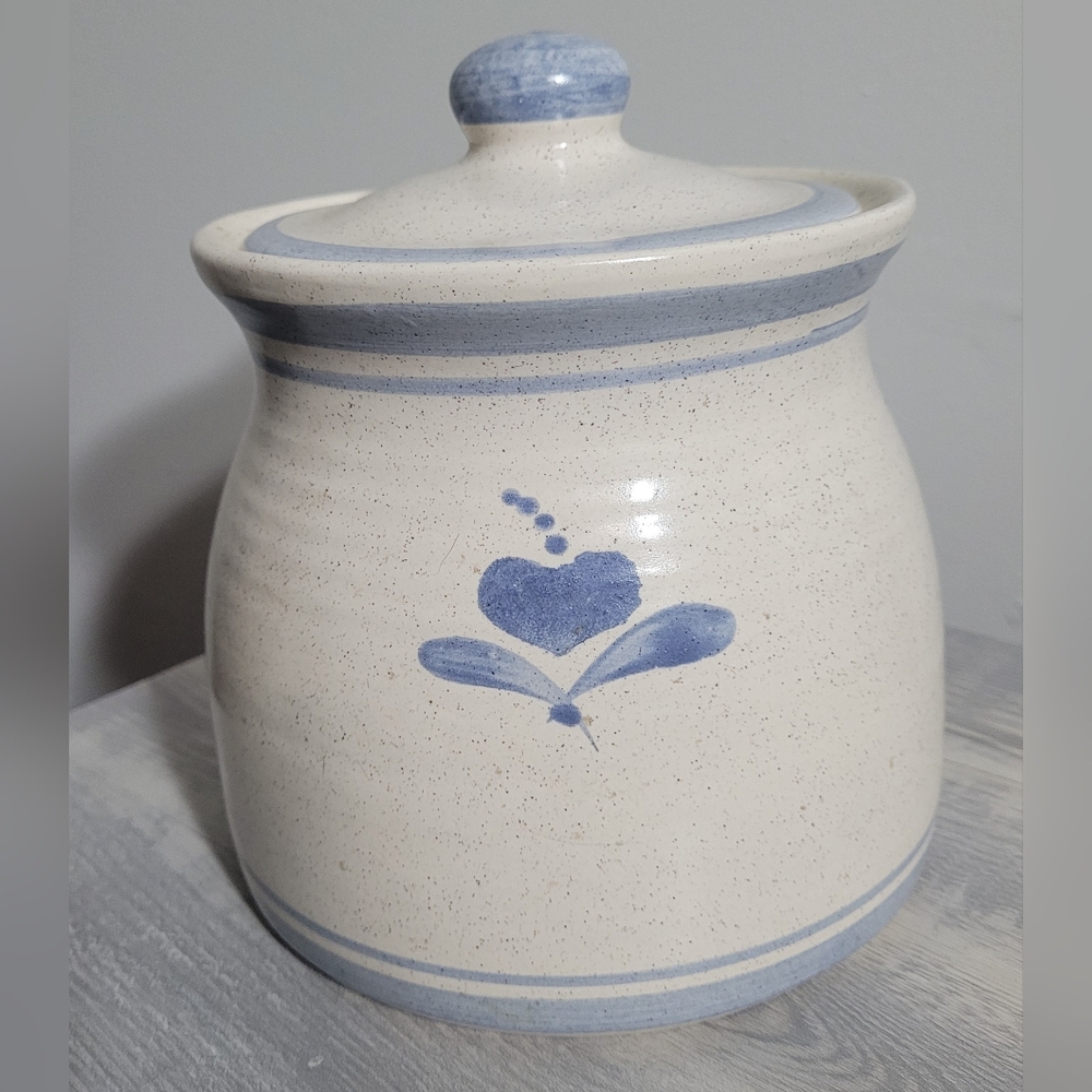 Vintage 1980’s Blue Heart Sponge Stoneware Cookie Jar Unbranded